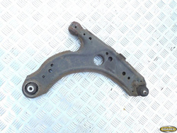 VW NEW BEETLE 2.0 2000r - WAHACZ PRAWY PRZÓD