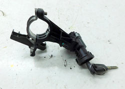 FIAT FIORINO NEMO BIPPER 1.3 75KM 12r STACYJKA Z 2 KLUCZYKAMI 518741370B