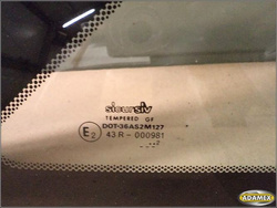 ROVER 400 1.8TD 93r SEDAN - SZYBA PRAWA TYŁ