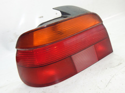 BMW E39 523 2.5 170KM 97r LAMPA TYŁ LEWY