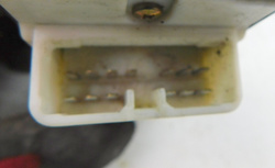 TOYOTA YARIS VERSO 1.4 D4D PRZEŁĄCZNIK SZYB LEWY PRZÓD 