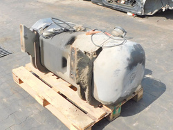 ECONIC 957.661 ACTROS  MP2/3 ZBIORNIK PALIWA BAK OBEJMY 220L 120X60X60CM