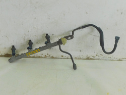 LEXUS RX 300 2001r 97-03 4x4 LISTWA WTRYSKOWA WTRYSKIWACZE 