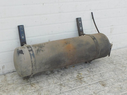 ECONIC 957.661 ACTROS MP2/3 03r ZBIORNIK POWIETRZA OBEJMY 