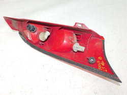 FORD FOCUS Mk1 1.4 2002r HB LAMPA LEWY TYŁ