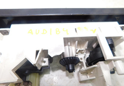 AUDI 80 B4 2.0 94r PANEL NAWIEWU 