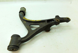 MERCEDES ML W163 2.7CDI 00r WAHACZ PRAWY PRZÓD 