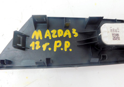 MAZDA 3 II BL 2012r 2.0 B PRZEŁĄCZNIK SZYB PRAWY PRZÓD