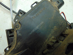 AUDI A6 C5 1999r KOMBI ZAMEK DRZWI PRAWY TYŁ