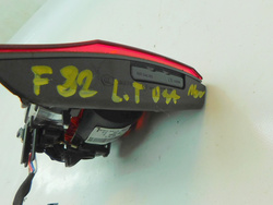 BMW M4 F82 16r PRZEDLIFT LAMPA LEWY TYŁ Z KLAPY USA 8059655