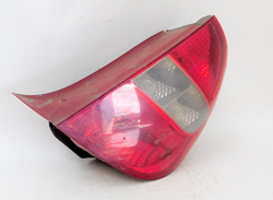 CITROEN C5 I 2.2 HDI 02r LAMPA PRAWY TYŁ SEDAN 