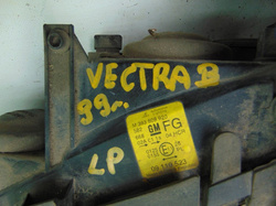 OPEL VECTRA B 2.0 DTI 99r LAMPA PRZÓD LEWY