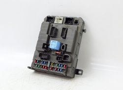 CITROEN C5 I 2.2 HDI 02r SKRZYNKA BEZPIECZNIKÓW MODUŁ BSI 9649301780