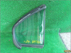 NISSAN MAXIMA QX 98r - SZYBA DRZWI LEWA TYŁ