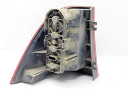 MERCEDES ML W163 2000r LAMPA PRAWA TYLNA 