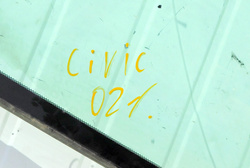 HONDA CIVIC VII 5D 1.4 02r SZYBA PRZEDNIA CZOŁOWA