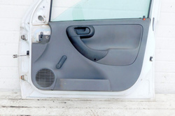 OPEL COMBO C CORSA C 1.3 DRZWI PRAWY PRZÓD BIAŁE
