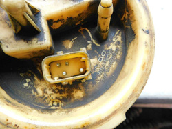 BMW E46 2.0D 99r POMPA POMPKA PALIWA 228214002 