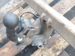 AUDI 80 B4 1.9 TDI  94r HAK HOLOWNICZY BELKA 