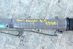 VW PASSAT B5 1.9 TDI 98r MAGLOWNICA PRZEKŁADNIA KIEROWNICZA 8D1422065R