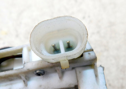 EUROCARGO 120E21 19,5" 02-08 ZAMEK DRZWI LEWY PRZÓD