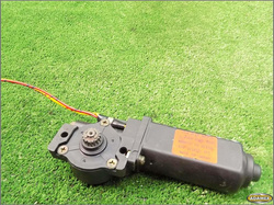 MAZDA MILLENIA S I 1994r - SILNICZEK SZYBERDACHU