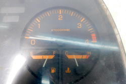 MITSUBISHI CANTER 3.3 TD 95r LICZNIK ZEGARY PRĘDKOŚCIOMIERZ MC857943