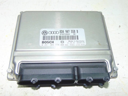 VW PASSAT B5 1.8 1997r KOMPUTER 8D0907558B