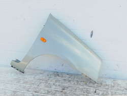 RENAULT THALIA 1.4 02r BŁOTNIK PRAWY PRZÓD