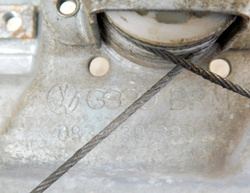 AUDI 80 B4 94r PODNOŚNIK MECHANIZM PODNOSZENIA SZYBY LEWY TYŁ MANUALNY  