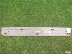 HYUNDAI TUCSON 2008r - LISTWA PROGOWA LEWY PRZÓD