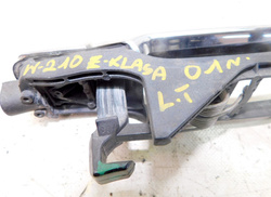 MERCEDES W210 LIFT KOMBI 2.7 01r KLAMKA ZEWNĘTRZNA LEWY TYŁ 