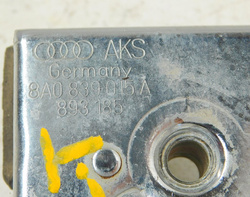 AUDI 80 B4 2.0 94r ZAMEK DRZWI LEWY TYŁ 