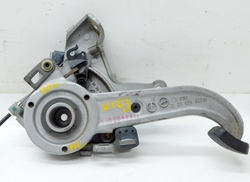 MERCEDES ML W163 2.7CDI 00r DŹWIGNIA HAMULCA RĘCZNEGO 2204200312