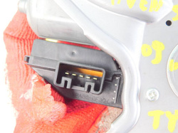 AVENSIS T27 2009r KOMBI SILNICZEK WYCIERACZKI TYŁ