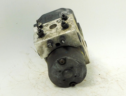 VW PASSAT B5 1.9 TDI 98r POMPA ABS 0265216411 0273004132