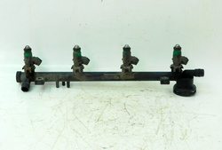 RENAULT LAGUNA II 03r 1.8 LISTWA WTRYSKOWA WTRYSKIWACZE 7700107405