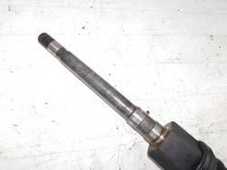 DISCOVERY III L319 2.7D 04r PÓŁOŚ PRZÓD PRAWY