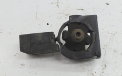 TOYOTA COROLLA TS E12 05r 1.8 192KM ŁAPA PUDUSZKA SKRZYNI BIEGÓW 