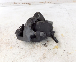 FORD FOCUS C-MAX MK1 1.6 TDCI ZACISK PRAWY PRZÓD 