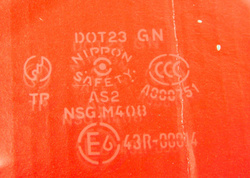 MAZDA 6 GG/GY 2.0B 141KM 05r SZYBA DRZWI PRAWY PRZÓD 