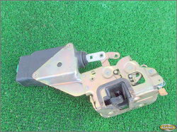 VOLVO V40 96r - ZAMEK DRZWI PRAWY TYŁ