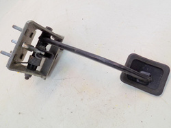 VOLVO FL 220 05r PEDAŁ HAMULCA