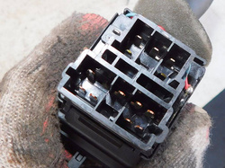 CITROEN SAXO 1.4 00r PRZEŁĄCZNIK KIERUNKOWSKAZÓW