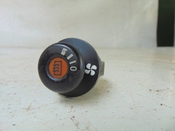 OPEL CORSA A 1.3 90r PRZEŁĄCZNIK NAWIEWU 90119429