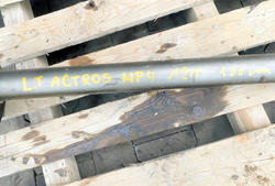 MB ACTROS MP4 12r EURO 5 PÓŁOŚ LEWA Z BLOKADĄ 40 FREZÓW 9483571001