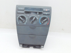 TOYOTA COROLLA E12 2.0 PANEL NAWIEWU KLIMATYZACJI KONSOLA ŚRODKOWA 