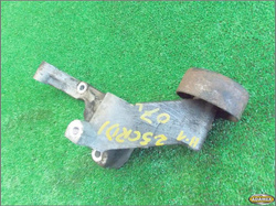 HYUNDAI H-1 STAREX 2.5CRDI 07r ŁAPA PODSTAWA ROLKA