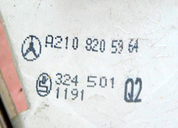 MERCEDES W210 LIFT SEDAN 2.2 CDI 01r LAMPA Z KLAPY LEWY TYŁ A2109205964