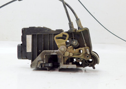 MERCEDES ML W163 2.7CDI 00r ZAMEK DRZWI PRAWY TYŁ 